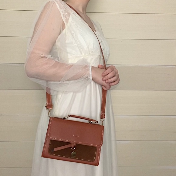 Fashion Evynn Apparel Spring 2021: The Purse - Picture 2 of 3